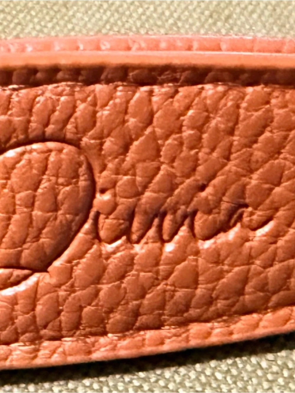 Duvvia Vegan Leather Camera Strap with Embossed Script